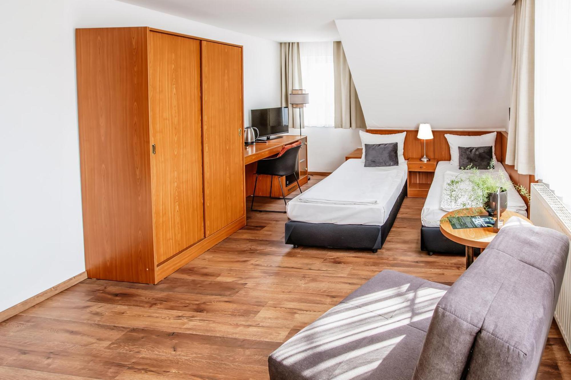Hotel Und Restaurant Gartenstadt 埃尔福特 外观 照片
